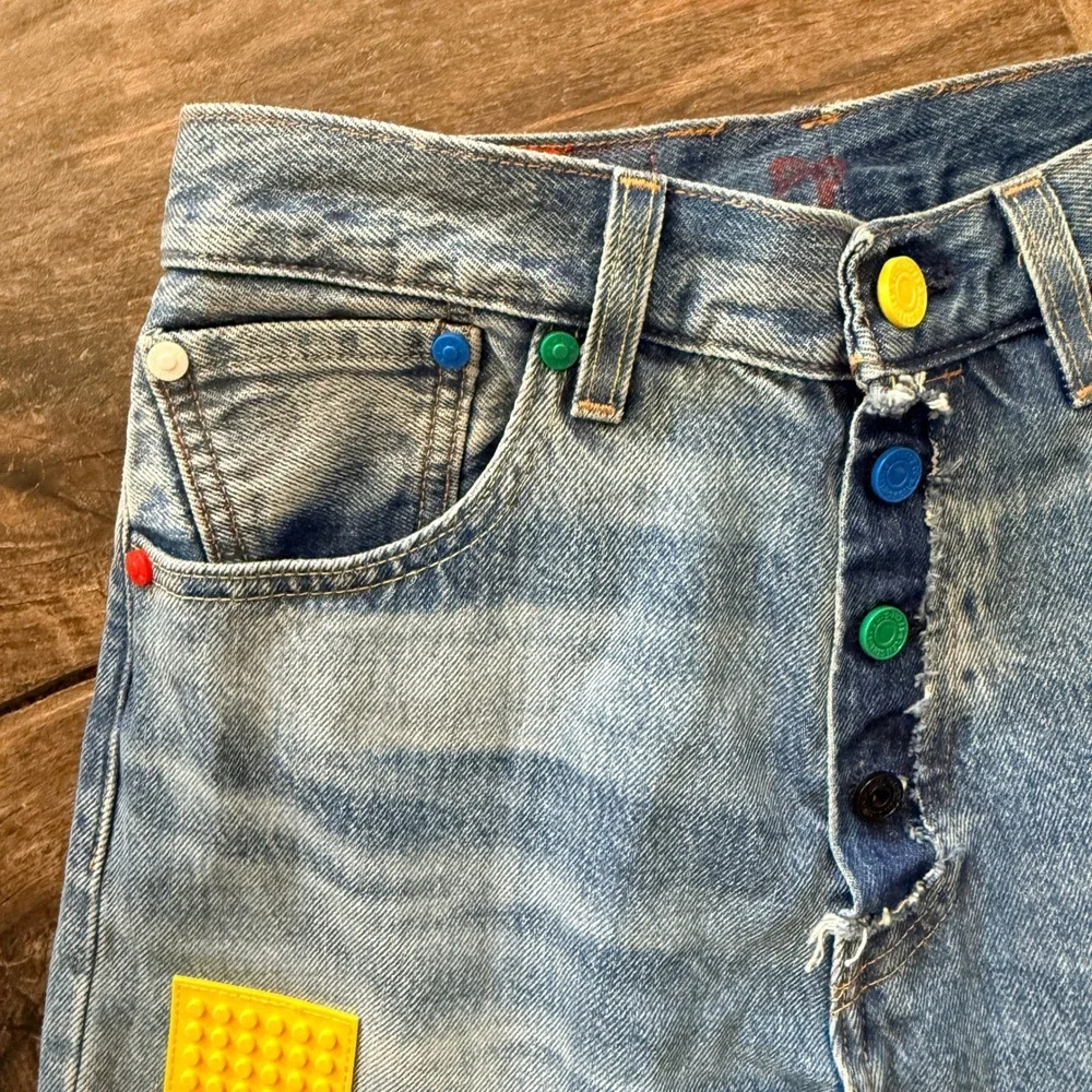 Levi's x LEGO Mens 501 '93 Straight Fit Denim Modified Jeans,Light Wash,  29x30